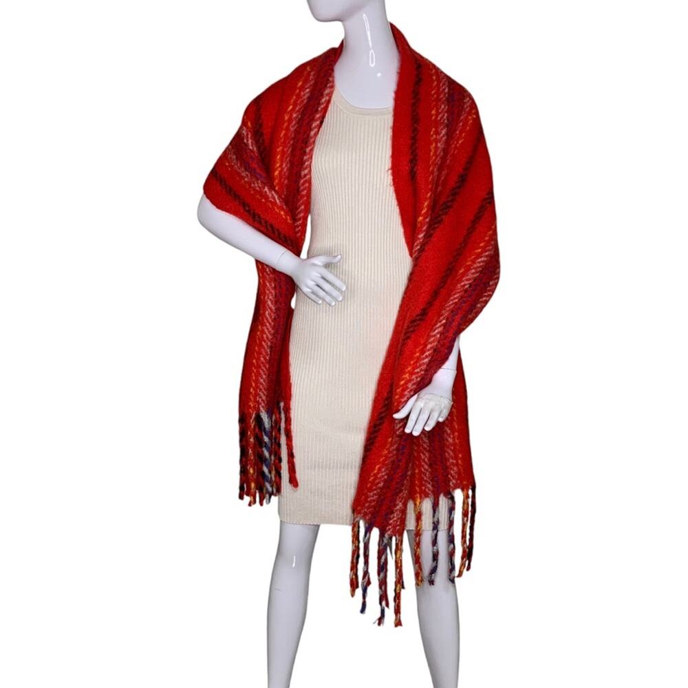 Modena NWT Fringe Scarf Blanket Plaid Red Black